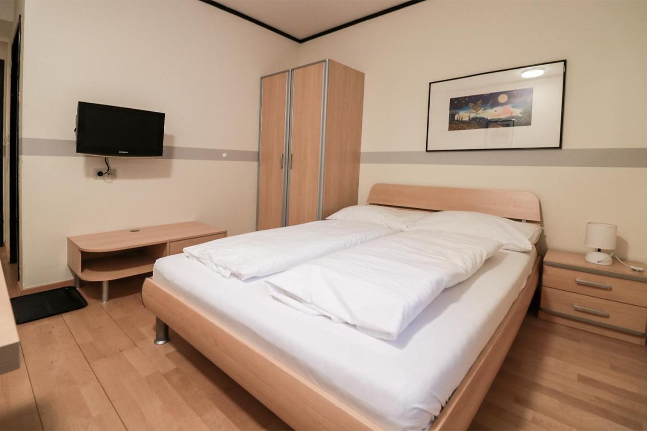 Schlafgut Hotel Sankt Poelten Kültér fotó