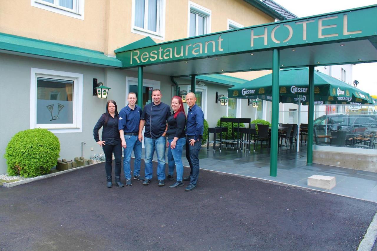 Schlafgut Hotel Sankt Poelten Kültér fotó